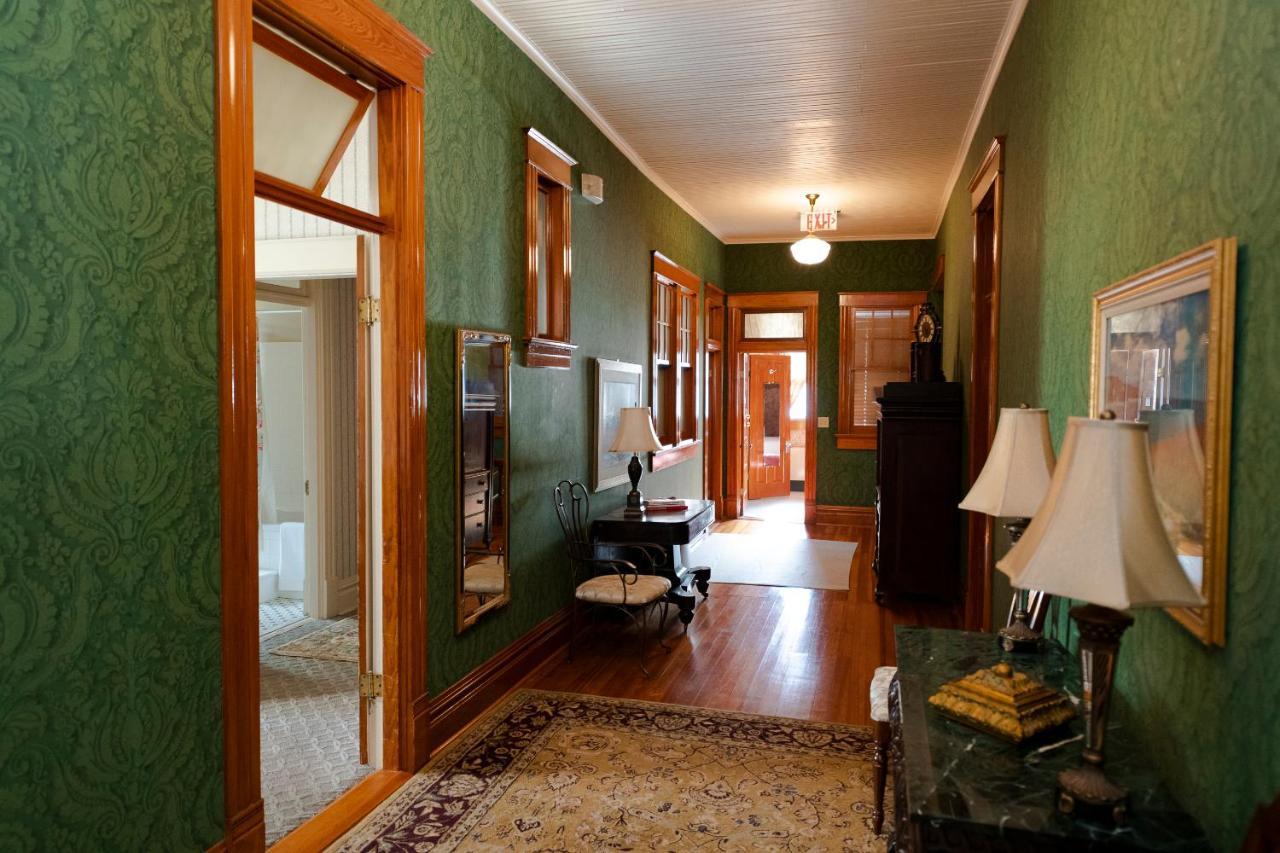 Hotel Captain Henderson House Arkadelphia Exterior foto