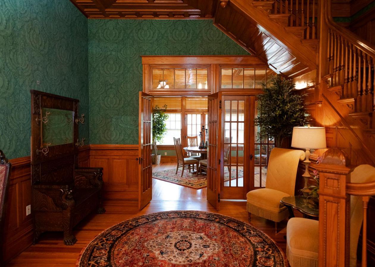 Hotel Captain Henderson House Arkadelphia Exterior foto