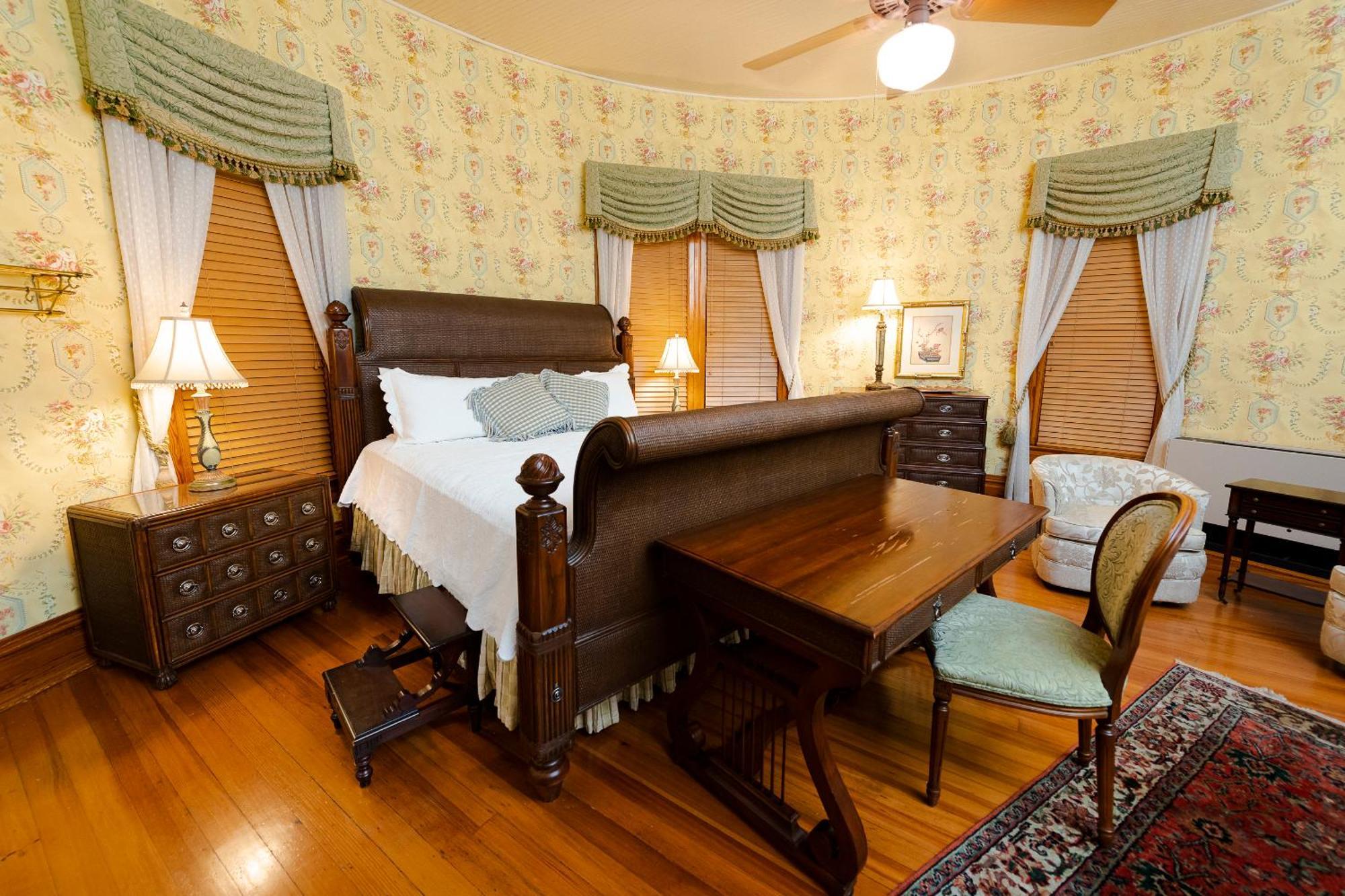 Hotel Captain Henderson House Arkadelphia Habitación foto