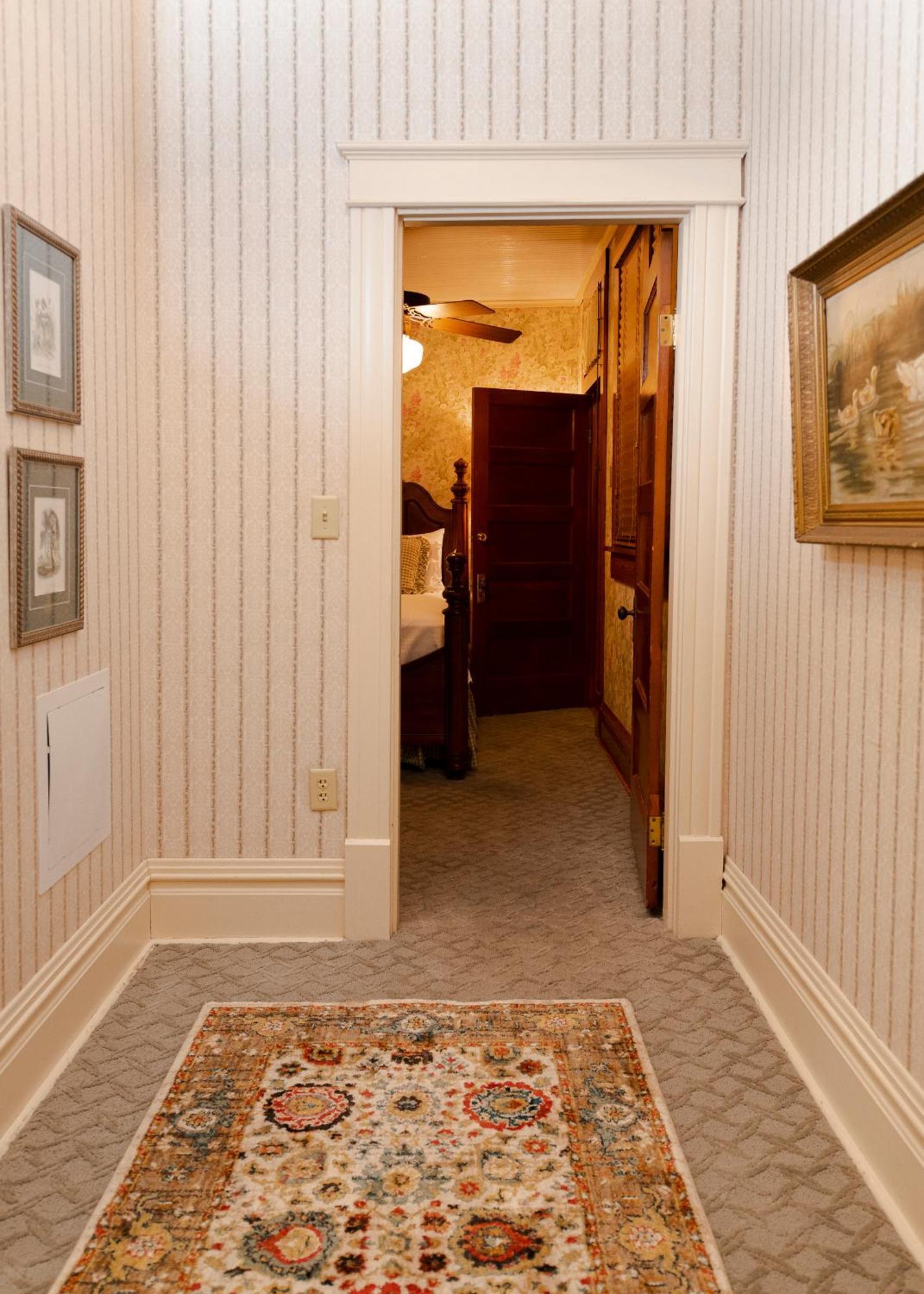 Hotel Captain Henderson House Arkadelphia Habitación foto