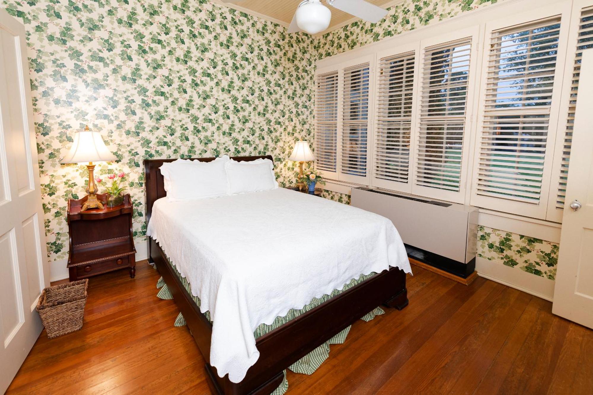 Hotel Captain Henderson House Arkadelphia Habitación foto